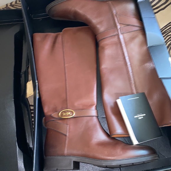 Beautiful riding coach boots only worn three times in original box - Picture 3 of 11